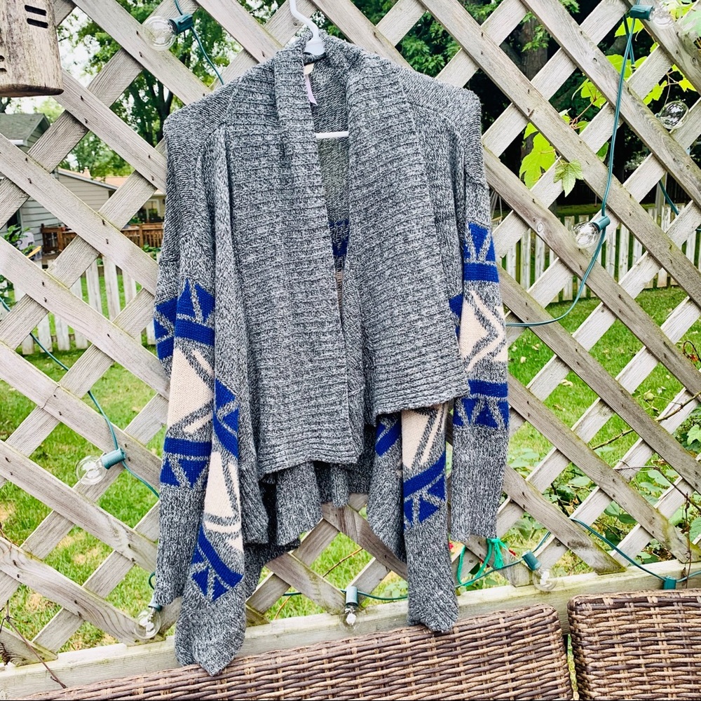 Francesca’s Sweater! - Picture 2 of 4